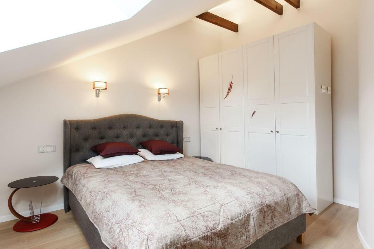 #Stayhere 3Bdr Modern & Stylish Apartment - Heart Of Old Town By Houseys Vilnius Ngoại thất bức ảnh