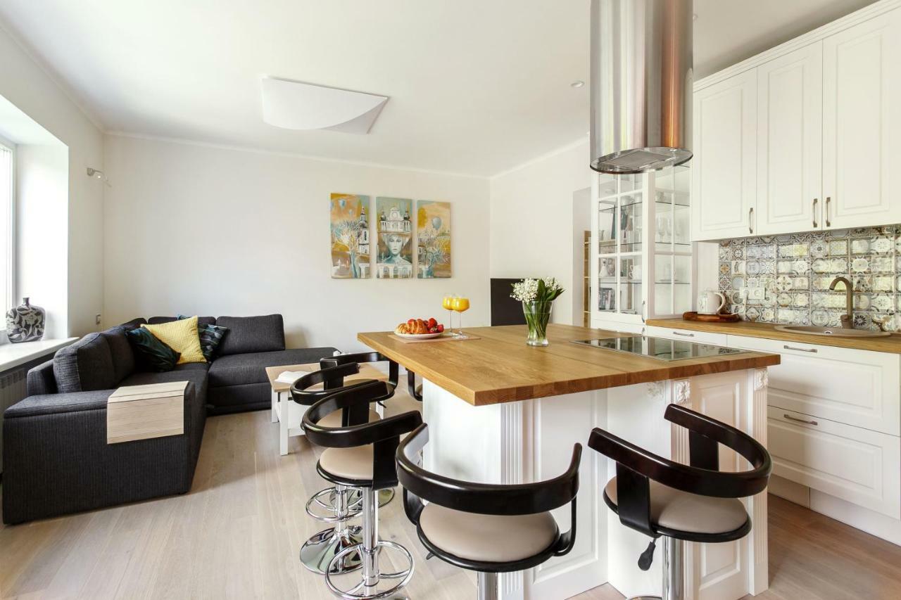 #Stayhere 3Bdr Modern & Stylish Apartment - Heart Of Old Town By Houseys Vilnius Ngoại thất bức ảnh