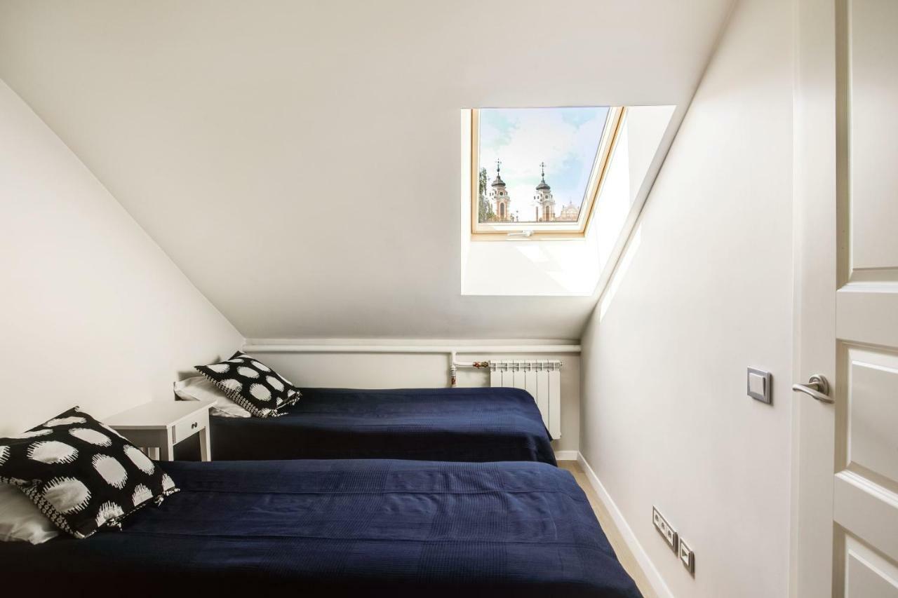 #Stayhere 3Bdr Modern & Stylish Apartment - Heart Of Old Town By Houseys Vilnius Ngoại thất bức ảnh