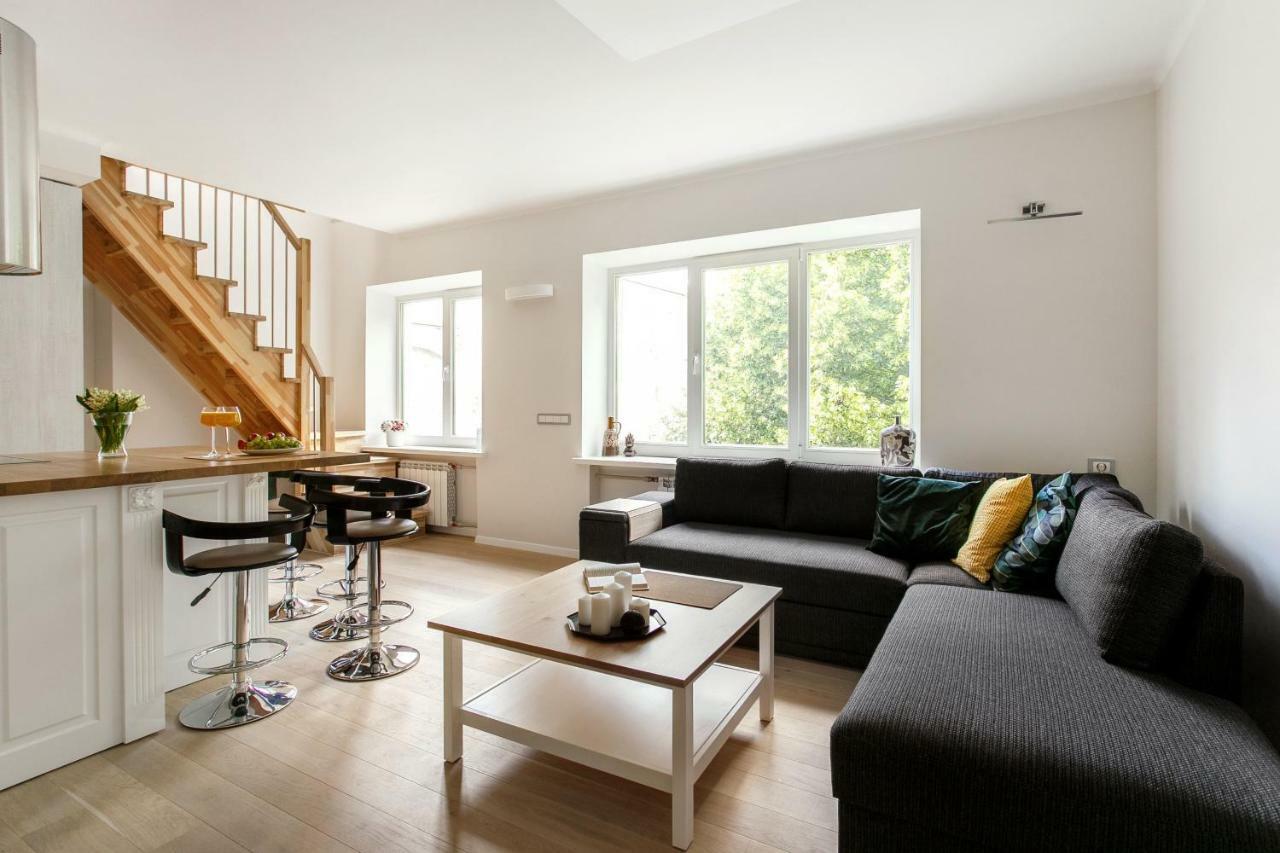 #Stayhere 3Bdr Modern & Stylish Apartment - Heart Of Old Town By Houseys Vilnius Ngoại thất bức ảnh